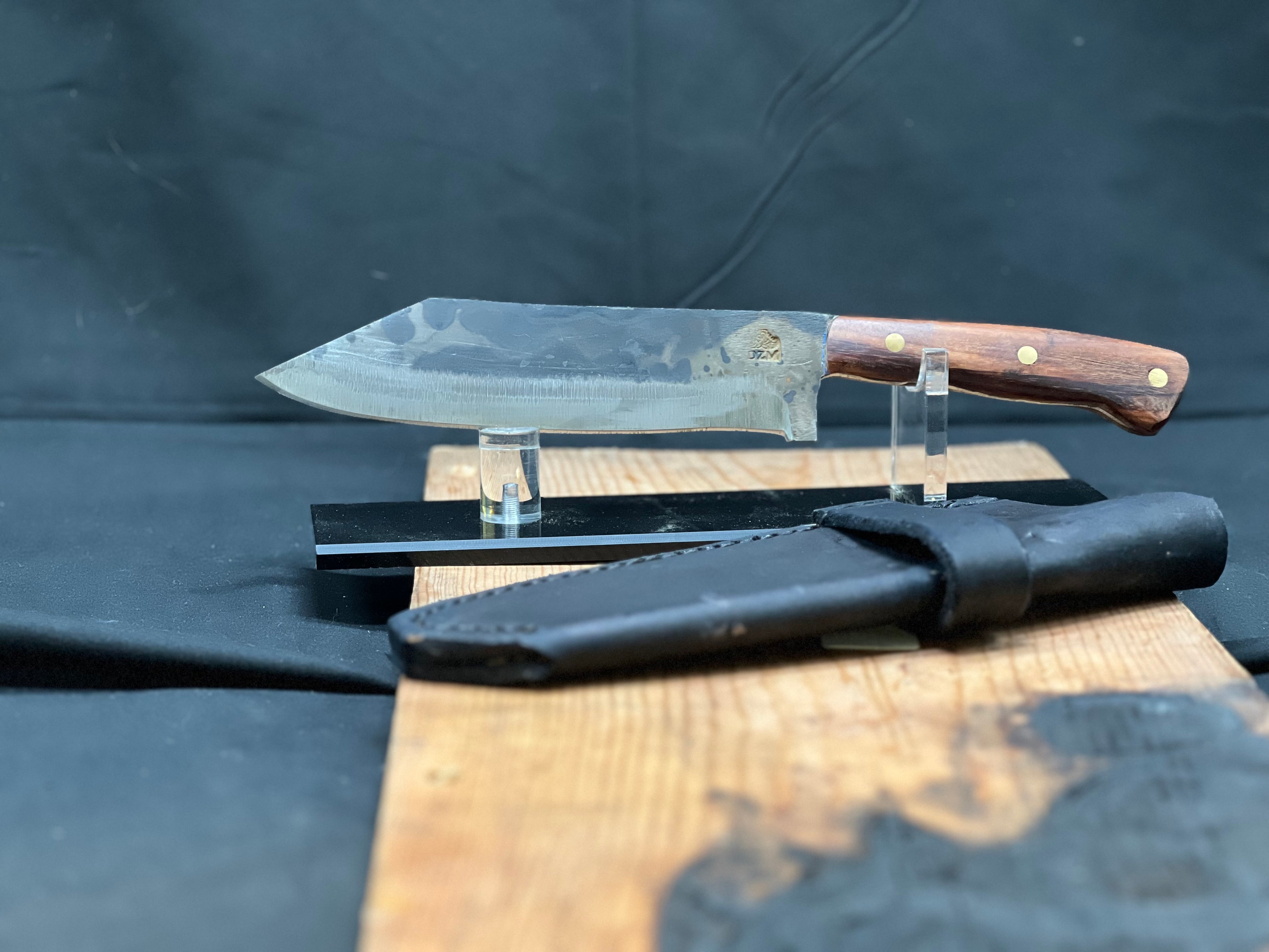 Clip point camp knife