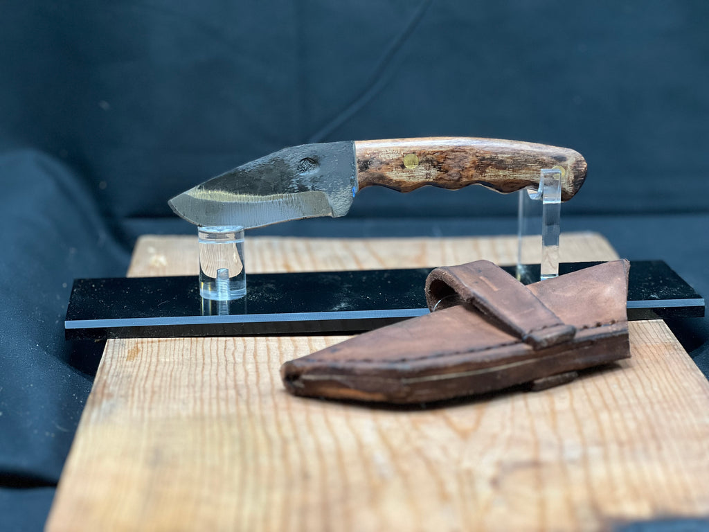 Hunting and everyday carry