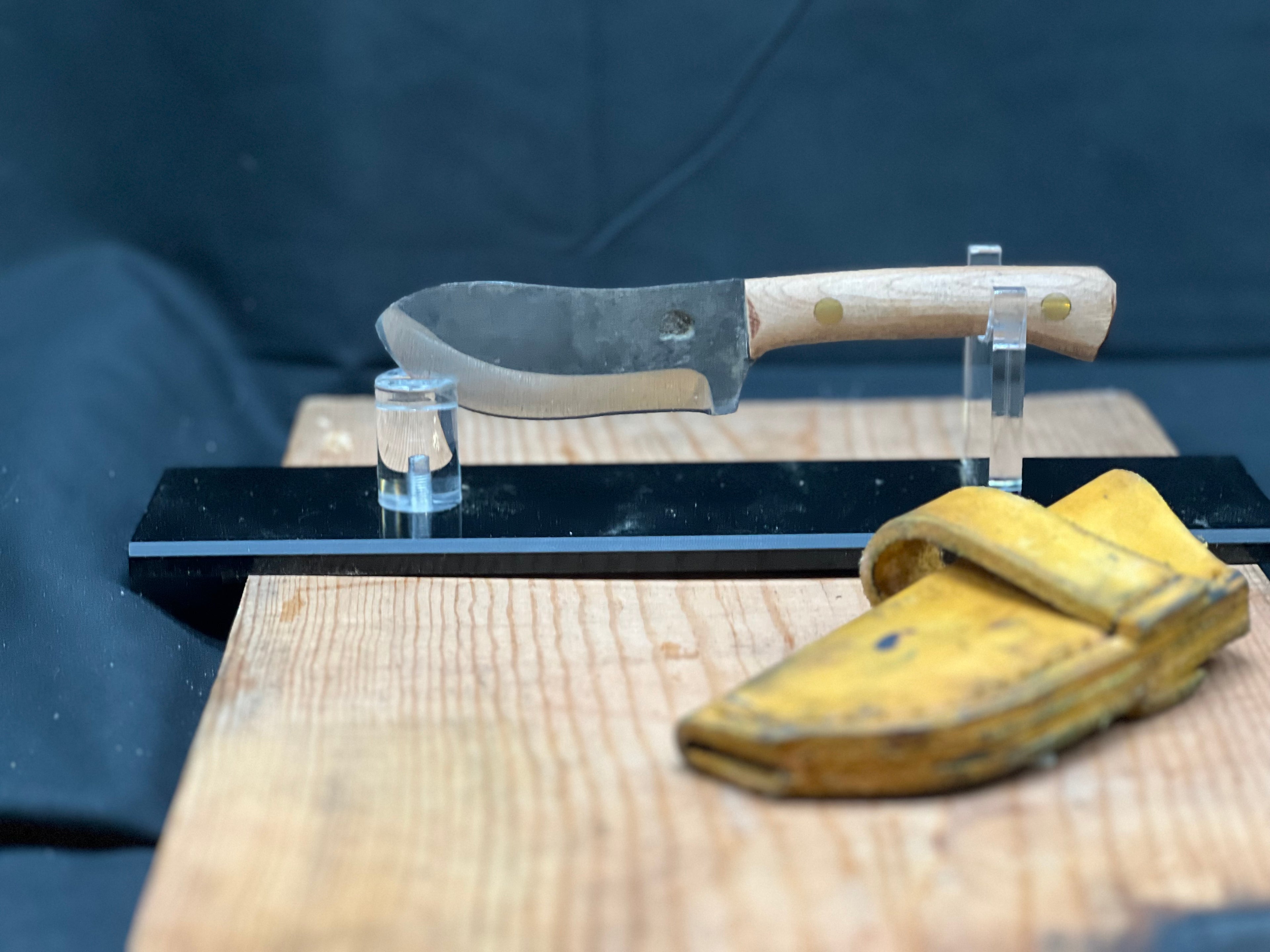 Skinning knife