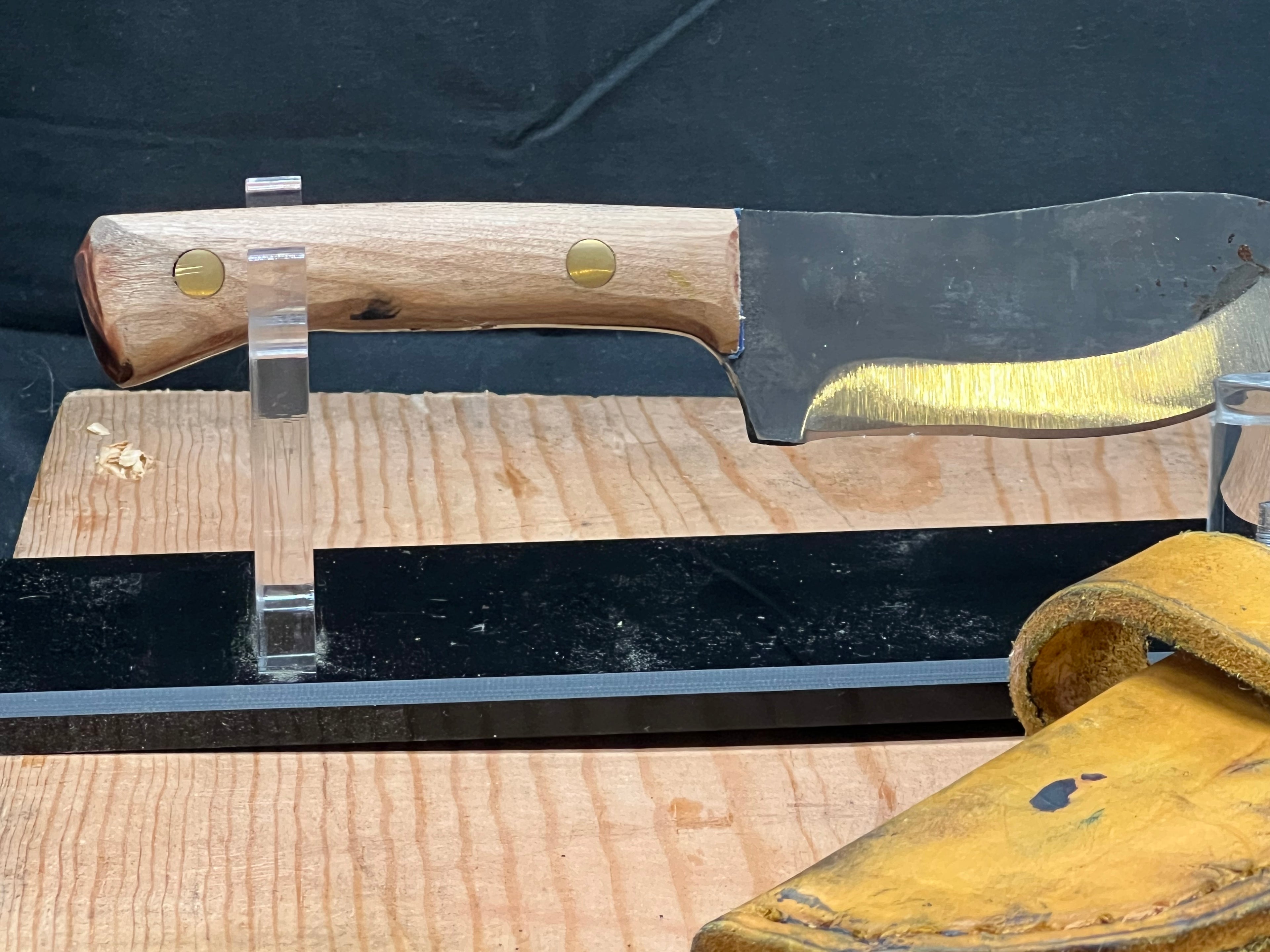 Skinning knife