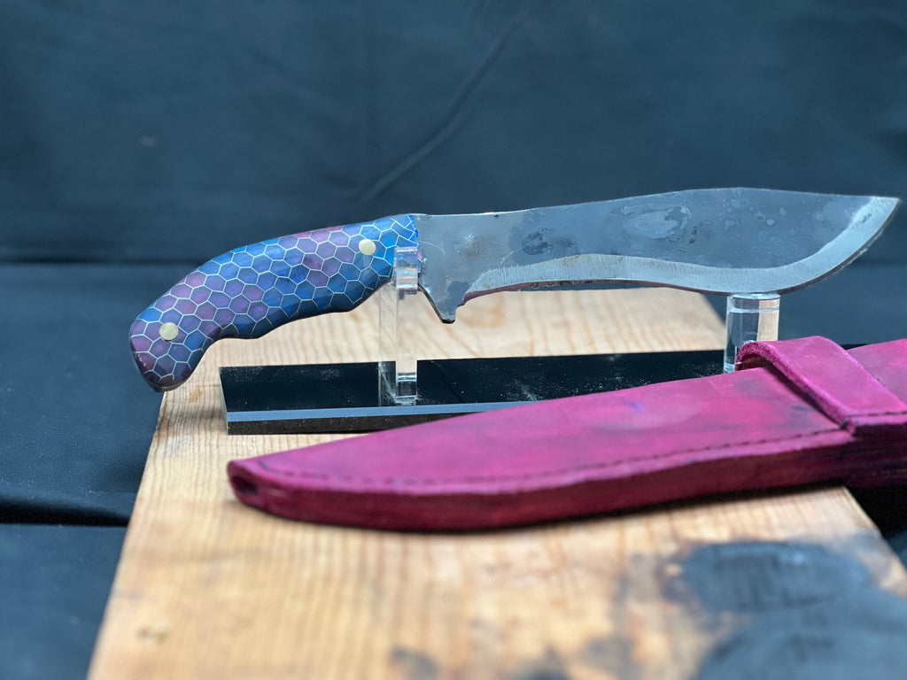 Large recurve hunting knife